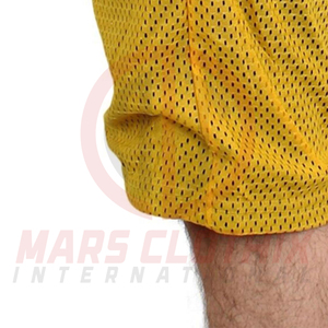 Pantalones cortos deportivos transpirables de malla para hombre, tela suave, ajuste cómodo, pantalones cortos de malla diseñados para entrenamiento activo y fitness. - Product Image 4