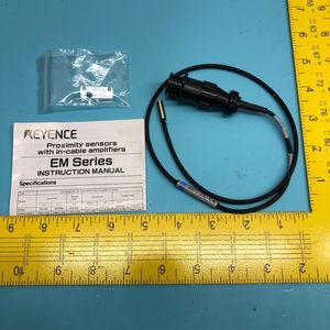 เซ็นเซอร์วัดระยะใกล้ KEYENCE EM-054 จำนวน 2 ตัว พร้อมสายในตัว - อุปกรณ์และอะไหล่เซมิคอนดักเตอร์ระดับโลกที่เชื่อถือได้ - Product Image 3