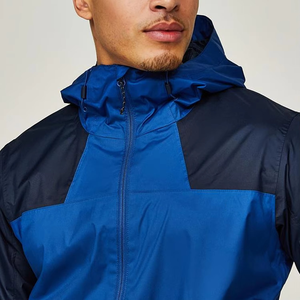 Ensemble deux pièces pour hommes : Survêtement coupe-vent personnalisé avec short et veste, en nylon réfléchissant à fermeture éclair - Product Image 6