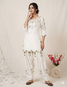 Elegante Conjunto de Salwar Kameez Blanco Bordado para Mujer, Kurti para Fiesta, Boda, Diwali, Graduación, Festival, India, Pakistán - Product Image 4