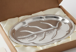 Handmade Leaf <b>Metal</b> <b>Plate</b> With Elegant Silver Finished Perfect For Decorative Tabletop Display And Food Serving - Product Image 6