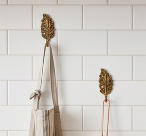 Premium Brass Oak Leaf Wall <b>Hook</b> Handmade Rustic Style Single <b>Hook</b> For Clothing Display Door Hanger Stylish Home Accent - Product Image 3