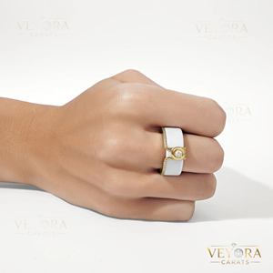Anillo de lujo de plata maciza 925 con pavé de moissanita para cubrir el anillo Oura, sin chapado en oro. - Product Image 1