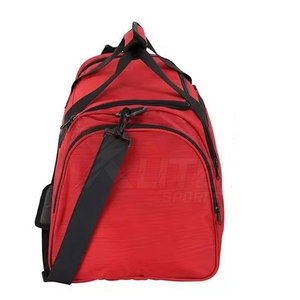 Sac de sport léger et durable de qualité supérieure avec doublure en nylon, conçu pour le confort, la stabilité, une organisation facile, l'entraînement et les activités quotidiennes - Product Image 4