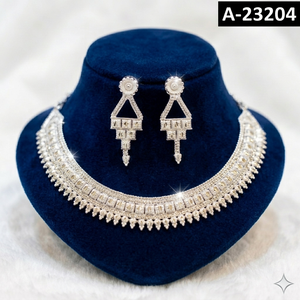 MOLL JEWELLERS Ensemble Collier et Boucles d'Oreilles Floraux en Alliage de Zinc Plaqué Or 24K Tendance avec Zircon, Cadeau Certifié pour Femme, Fiançailles et Mariage - Product Image 1