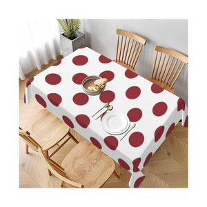 Nappe rectangulaire blanche en fibre naturelle durable, style moderne, imprimée de pois rouges, lavable, pour usage domestique, conforme à la norme ISO 14001 - Product Image 1