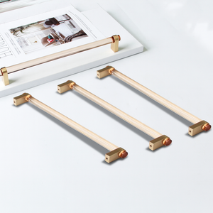 Poignées de bar contemporaines en acier inoxydable de luxe moderne, durables, avec accents en laiton pour armoires de chambre, de cuisine et commodes - Product Image 1