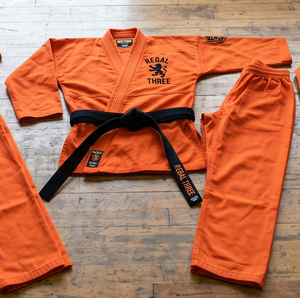 Uniforme de Karate Regal Three Orange para Adultos Unisex, 100% Algodón, Uniformes de Karate, Ropa de Artes Marciales, Corte Regular, Uniforme de Judo Estampado - Product Image 6