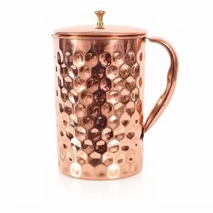 Jarra de cobre grande con diseño de panal de abeja, martillada, para almacenamiento de agua, con tapa, de la Colección Master - Product Image 1