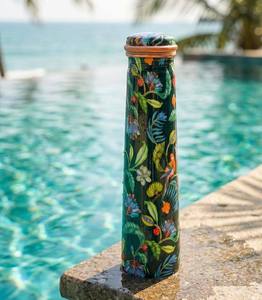 Botella de Agua Metálica con Diseño Floral y Tapa, Portátil para Uso en Exteriores, Botella de Agua de Cobre con Estampado Único, Compre Directamente del Proveedor - Product Image 1