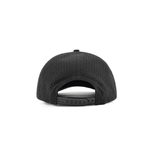 Gorra de Golf Impermeable y Transpirable con Logotipo Personalizado en Parche de PVC, 5 Paneles, Perforaciones Láser, Ajustable con Cierre a Presión - Product Image 5
