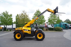 รถยกเทเลแฮนด์เลอร์ JCB รุ่น 526-56 ประสิทธิภาพสูง — 5.6 ม. — 2,600 กก. - Product Image 6