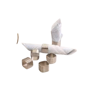 Lot de 6 anneaux de serviette carrés en aluminium argenté faits à la main pour la décoration de table moderne et les fêtes - Product Image 1