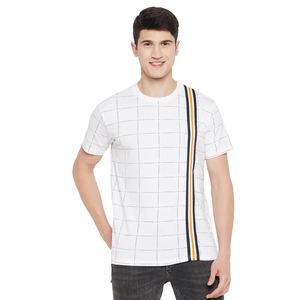 T-shirts personnalisés pour hommes avec impression graphique et impression numérique de logo, fournisseur de vêtements streetwear, t-shirts imprimés fabriqués au Pakistan - Product Image 1