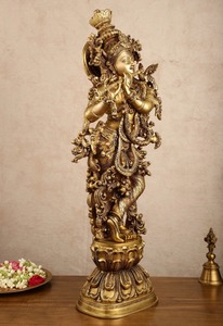 Figurines en résine EOB International Natraj Radha Krishna, artisanat Art Déco, décoration religieuse pour mariage et maison, décoration de table, lot de 2 - Product Image 4