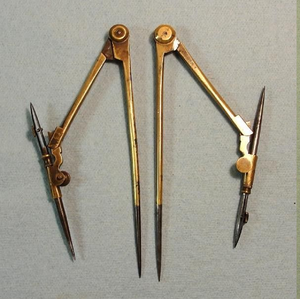 Ensemble d'outils de dessin polyvalents en laiton pour artistes, avec accessoires, disponible à prix de gros. - Product Image 5