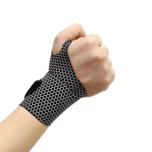 Bandes de poignet de musculation en néoprène respirantes et imperméables avec logo personnalisé, impression de haute qualité pour la vente en ligne à bas prix - Product Image 5