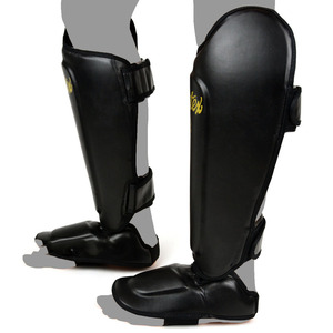 Protège-tibias professionnels sur mesure Fairtex en cuir de vachette véritable, équipement de protection avec logo personnalisé pour l'entraînement de kickboxing - Product Image 3