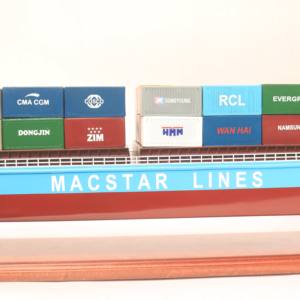 MACSTAR LINES NGHI SON - Maqueta de barco portacontenedores vietnamita hecha a mano en madera - Product Image 3