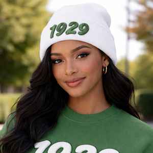 หมวกไหมพรมสีขาว Iota Phi Lambda Sorority พร้อมตัวอักษรกรีก ปีก่อตั้ง 1929 หมวกไหมพรมสำหรับผู้หญิงสำหรับฤดูหนาว อุปกรณ์สวมศีรษะให้อบอุ่น - Product Image 3