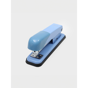 Non. Agrafeuse de bureau robuste en acier 33 avec poignée confortable - Product Image 1