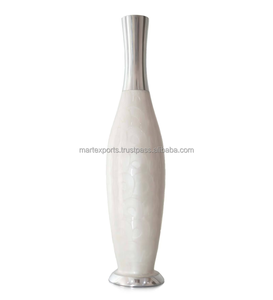 Exclusivo diseño moderno florero de metal de aluminio en diferentes colores al por mayor para la decoración del hogar - Product Image 4