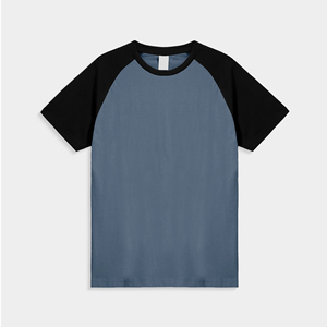 T-shirt pour homme à manches raglan, col rond, coupe classique, couleur unie, en coton tricoté, style décontracté, avec bordure contrastée bleu et noir, en vente - Product Image 1