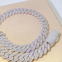 Chaîne cubaine en moissanite la plus vendue avec finition argentée et dorée, collier hip-hop disponible à bon prix