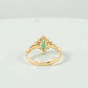 แหวนมรกตแท้ รับรองคุณภาพ แหวนหมั้น เงินแท้ 925 ชุบทอง 14K แหวนแต่งงานสีเขียวสวยหรู - Product Image 3