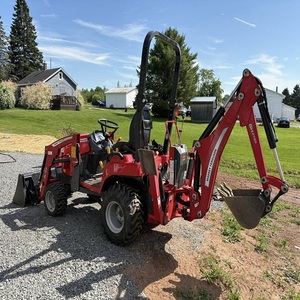 Tracteur Massey Ferguson GC1723EB performant avec moteur diesel de 22,4 CV, capacité 4x4 et conception pratique pour les petites exploitations agricoles - Product Image 5