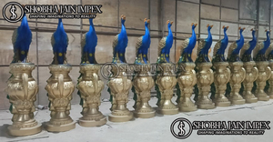 Estatua de pavo real de diseño para decoración con pedestal, para uso en interiores y exteriores. - Product Image 2