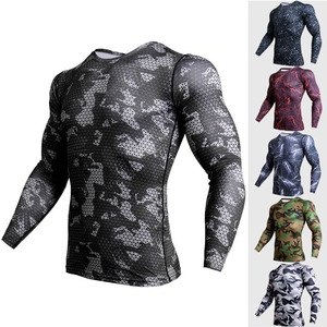 เสื้อรัดรูปป้องกันการระคายเคืองสำหรับทุกเพศ ยี่ห้อ OEM ระบายเหงื่อได้ดี แขนยาว ผลิตจากผ้าสแปนเด็กซ์/โพลีเอสเตอร์ เหมาะสำหรับศิลปะการต่อสู้แบบผสมผสาน ทรงเข้ารูป - Product Image 3