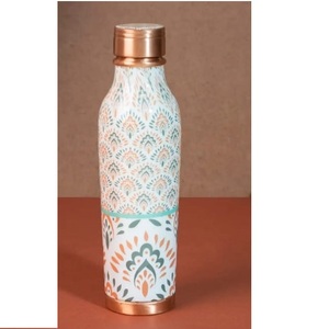Botella de Cobre Puro Hecha a Mano en India, de la Mejor Calidad, para Beber Agua, con Adhesivo para Gimnasio u Oficina en Casa - Product Image 5