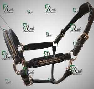 Harnais de cheval en cuir noir de qualité supérieure, avec crosse en corde, frontale en maille ornée de cristaux scintillants, têtière anatomique rembourrée, selle anglaise de luxe - Product Image 1