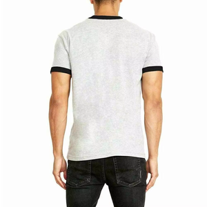 Camiseta de Algodón Premium de Doble Costura, Corte Holgado, Estilo Urbano, con Aberturas Laterales y Paneles de Color en Contraste Personalizados - Product Image 2