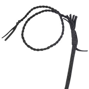 Látigo de Cuero Profesional Hecho a Mano, Cuero Genuino Duradero, Agarre Fuerte, Diseño Flexible, Perfecto para Práctica y Actividades al Aire Libre - Product Image 1