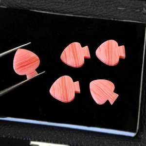 Pierre précieuse en rhodochrosite rose de haute qualité, sculptée à la main en forme d'épée, 13x15mm, polie, pour la fabrication de bijoux, vente en gros - Product Image 2