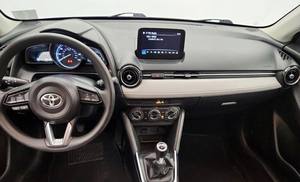 Toyota Yaris LE berline à traction avant, modèle 2019, d'occasion - Product Image 4