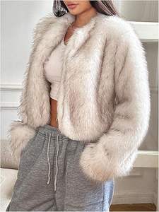 Manteau court en fausse fourrure de renard pour femme, personnalisé, vente en gros, avec grand col à revers, manches longues, style court - Product Image 5