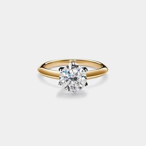 Bague en diamant de qualité supérieure, style minimaliste moderne et pierres de haute clarté, disponible au meilleur prix du marché. - Product Image 1