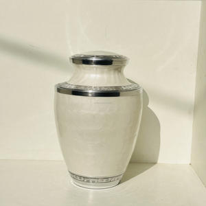 Urne funéraire en aluminium pour cendres humaines avec finition Meena blanc nacré, avec gravure personnalisée, urne funéraire pour cendres d'animaux de compagnie - Product Image 3