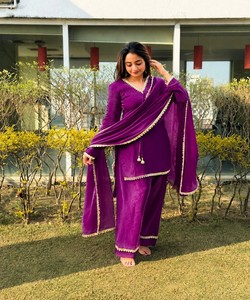 Salwar Kameez de satén de seda de aspecto lujoso, hecho a mano, con encaje de perlas y espejo, con Dupatta, para fiestas, 84024 MBL-563 - Product Image 2