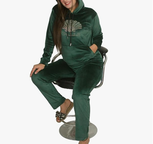 Ensemble de survêtement en velours pour femmes, 2 pièces – Tissu en velours doux de qualité supérieure, coupe confortable et tenue tendance - Product Image 6