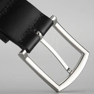 Cinturón de Cuero Ajustable de Moda Casual Hecho en Pakistán, Último Diseño 2026, Cinturón de Cuero para Hombre - Product Image 4