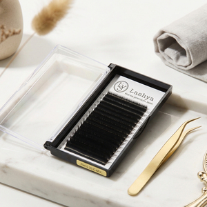 ขนตาปลอม PBT Volume Eyelash Extensions แบบ B/C/CC/D Curl & Soft Finish สำหรับต่อขนตาแบบถาด ยี่ห้อ Lashya (Private Label) - Product Image 1