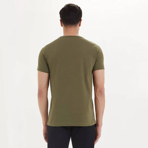 เสื้อยืดผู้ชายขายส่งปี 2026 ระบายอากาศได้ดี ผ้าฝ้าย 100% คุณภาพสูง ผลิตในปากีสถาน ราคาถูก - Product Image 3