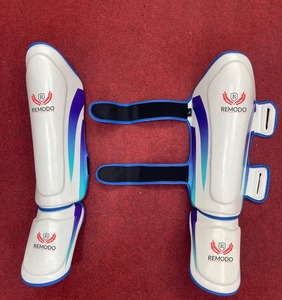 Wholesale REMODO INTERNATIONAL Custom Logo <b>MMA</b> <b>Shin</b> <b>Guard</b> Lightweight Leather Fiber Breathable Protection for Muay Thai Karate - Product Image 5