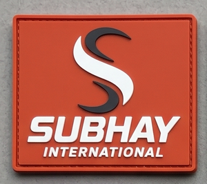 Parche de Goma Rectangular SUBHAY INTERNATIONAL, Logotipo Bordado en 3D Verde y Negro para Coser - Product Image 3