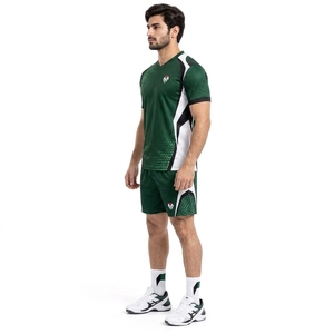 Ensemble de maillot et short de handball de haute qualité, design confortable, idéal pour l'entraînement, tissu respirant et léger - Product Image 3
