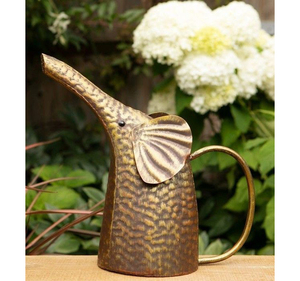 Arrosoir en laiton en forme d'éléphant avec finition texturée, écologique, capacité de 1,5 L pour le jardinage - Product Image 1